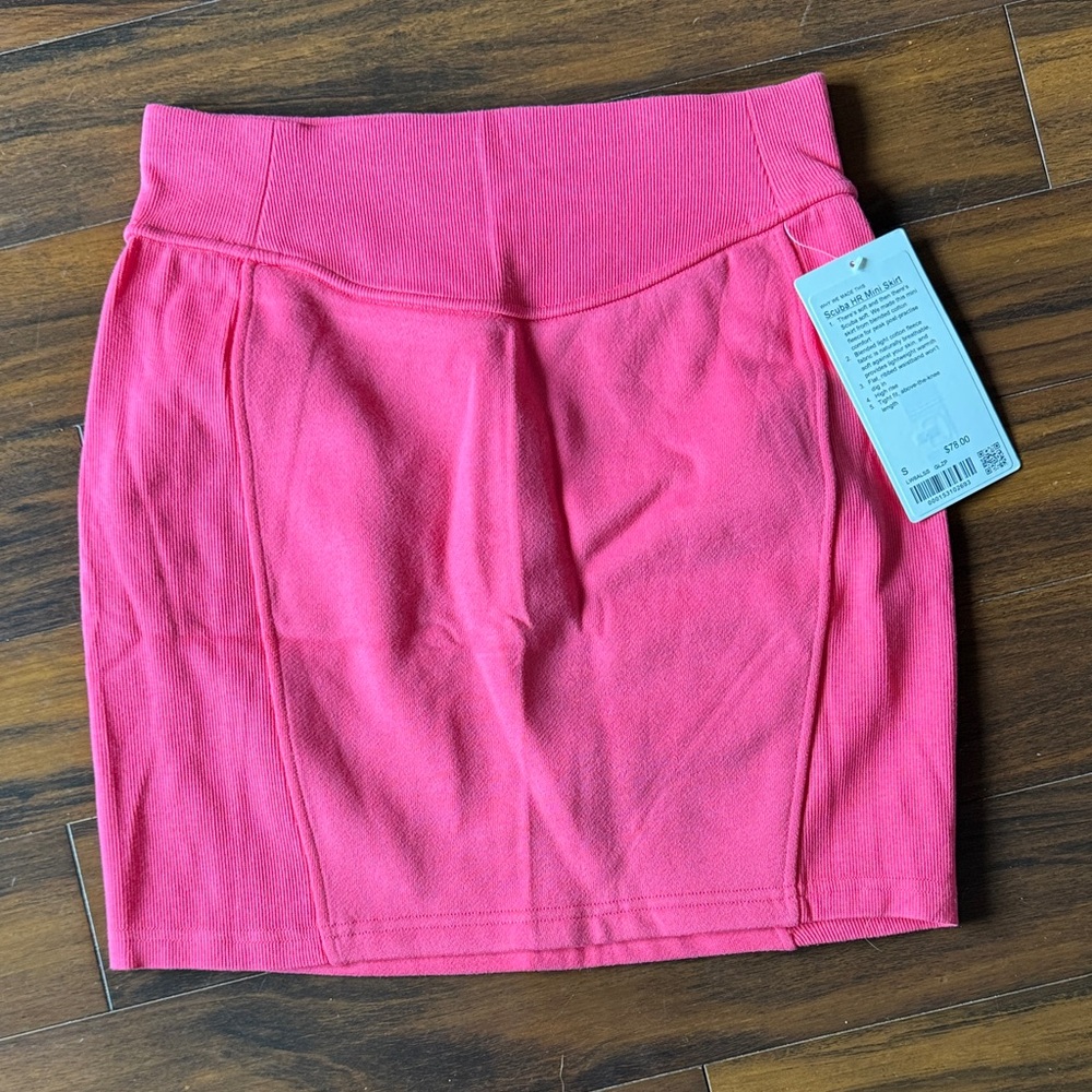 Lululemon Athletica Vibrant Pink Mini Skirt